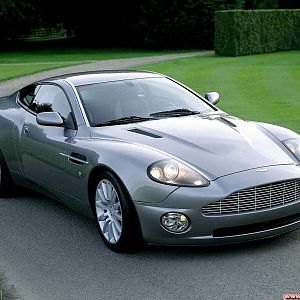 Aston Martin DB9