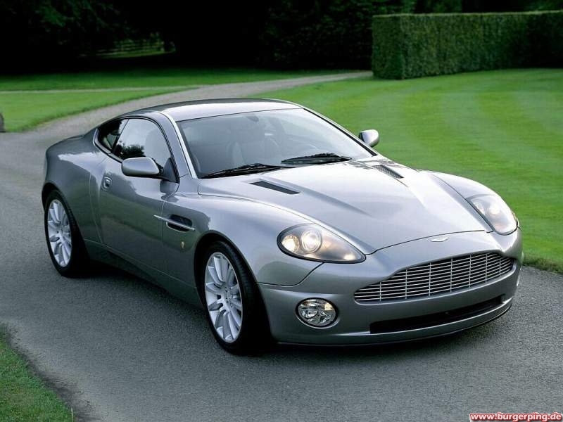 Aston Martin DB9